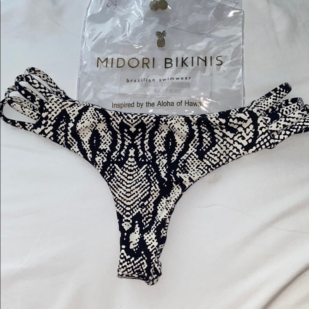 NWOT Midori Snake skin Bottoms